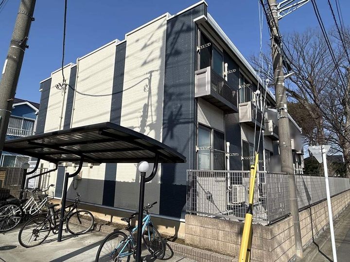 レオネクストルミナウス春日の外観