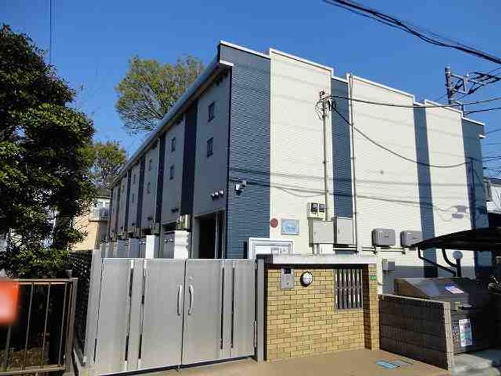 レオネクストルミナウス春日の外観