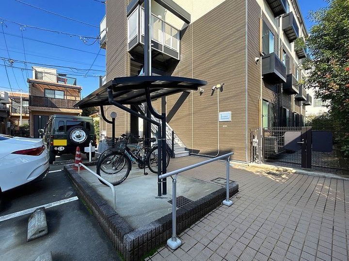 レオパレスKIMISUNの外観