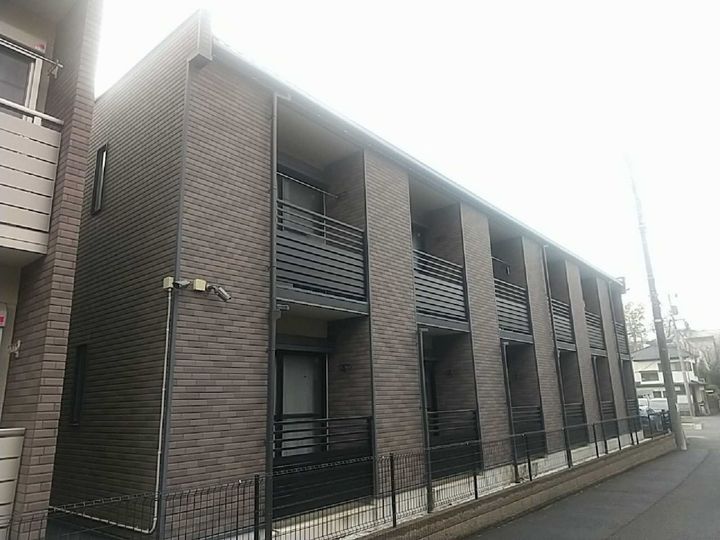 レオネクストレインボー上竹の外観