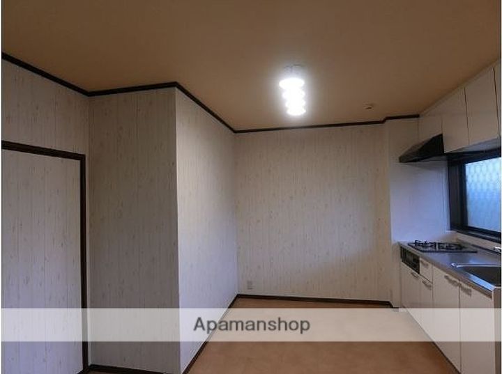 西大泉壱番館の内装