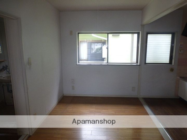 コーポ南202の居間