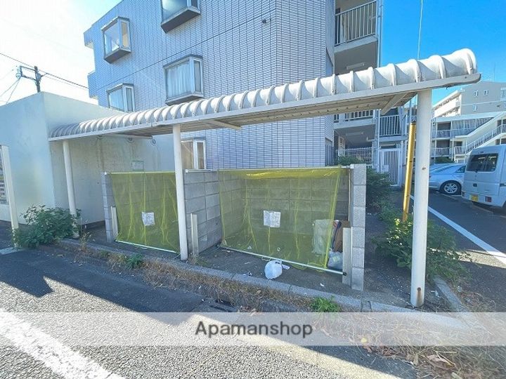 メゾン・ド・クレイン112の外観