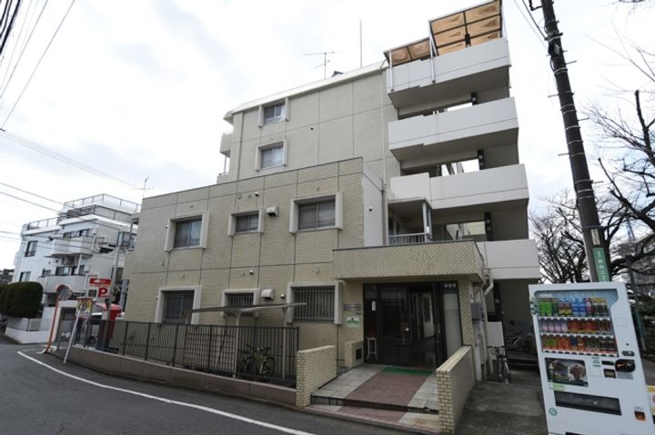 東京都練馬区桜台3丁目の賃貸マンションの外観