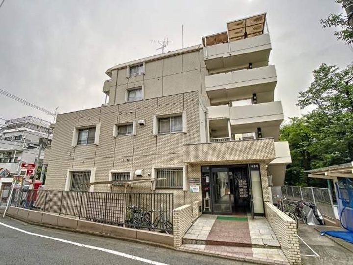 東京都練馬区桜台3丁目の賃貸マンションの外観