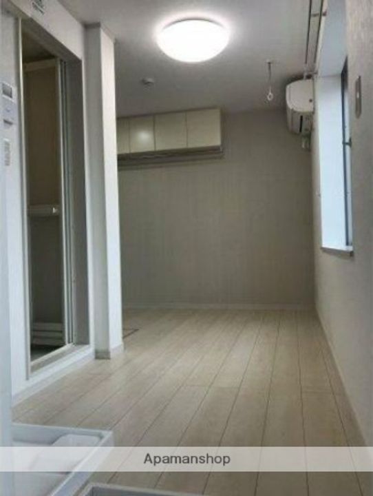 キャトル大泉学園3番館の居間