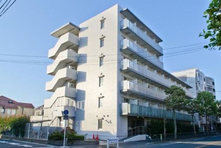 レジディア中野富士見台の外観