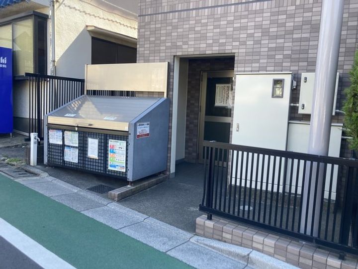 東京都練馬区貫井1丁目の賃貸マンションの外観