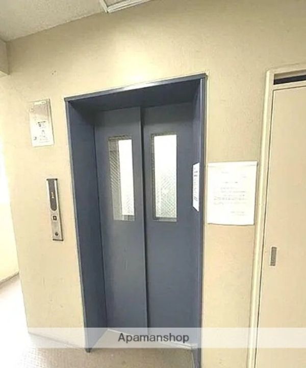 レヴィールシティ西新宿の内装