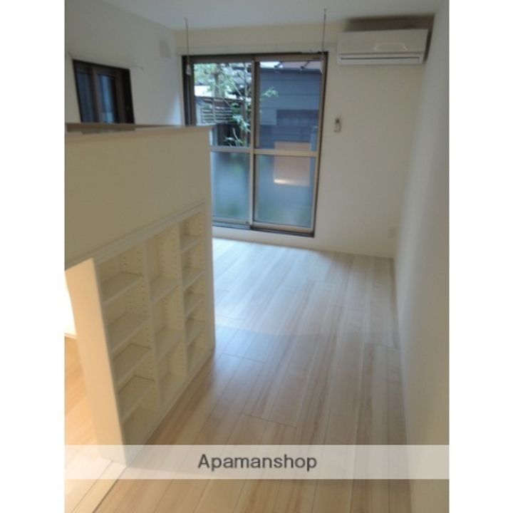 CLASSY RESIDENCEの居間