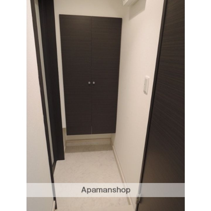 CLASSY RESIDENCEの玄関