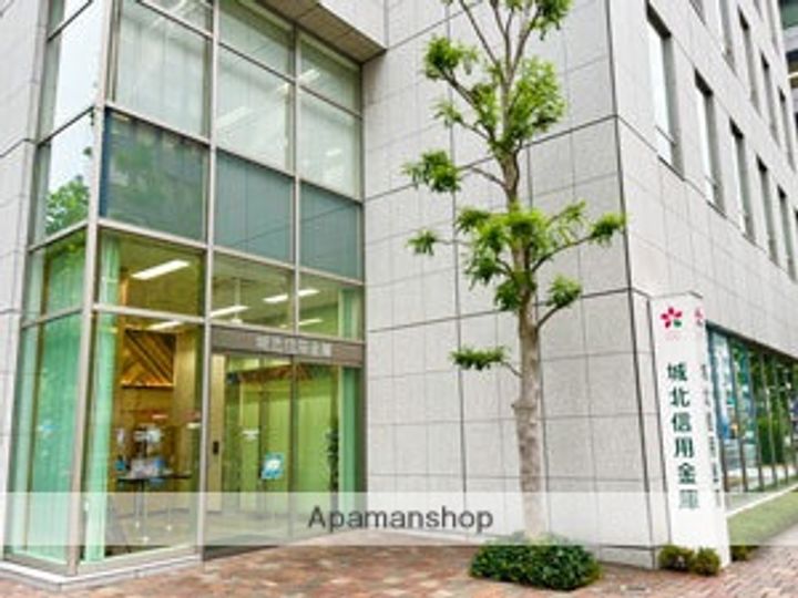 ガラステージ神田小川町の周辺