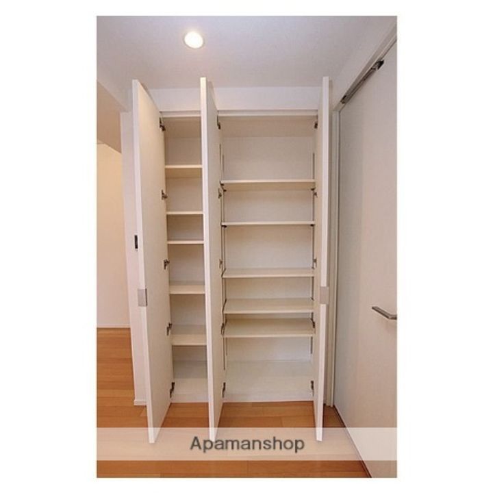 東京都中央区日本橋浜町3丁目の賃貸マンションの内装