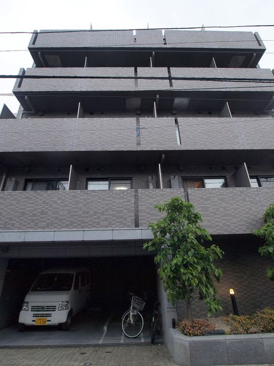 東京都豊島区高田1丁目の賃貸マンションの外観