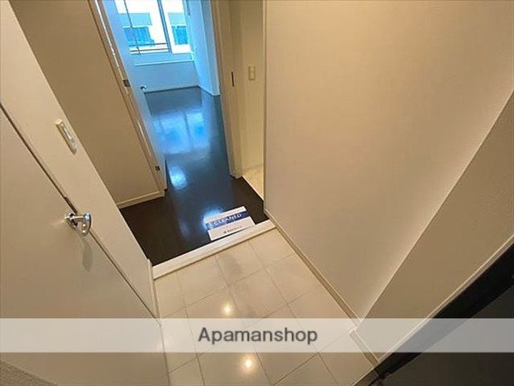 東京都中央区日本橋人形町3丁目の賃貸マンションの玄関