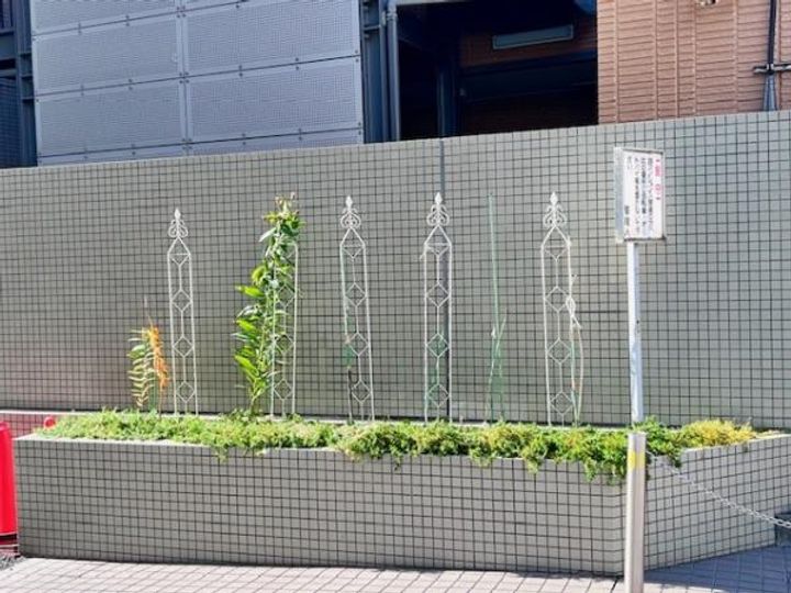 プラザ・ラ・ポールの外観