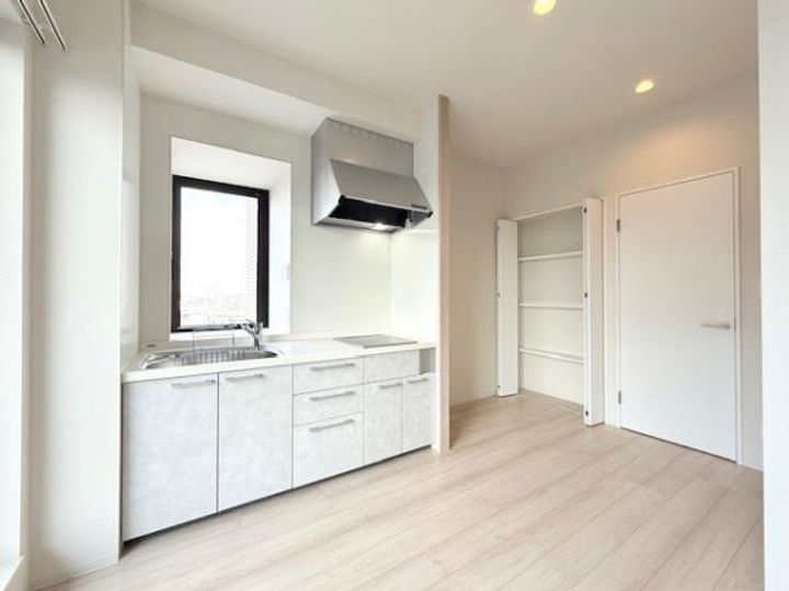 プラザ・ラ・ポールの居間