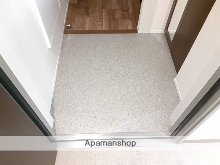 MMYホームズ關井の玄関