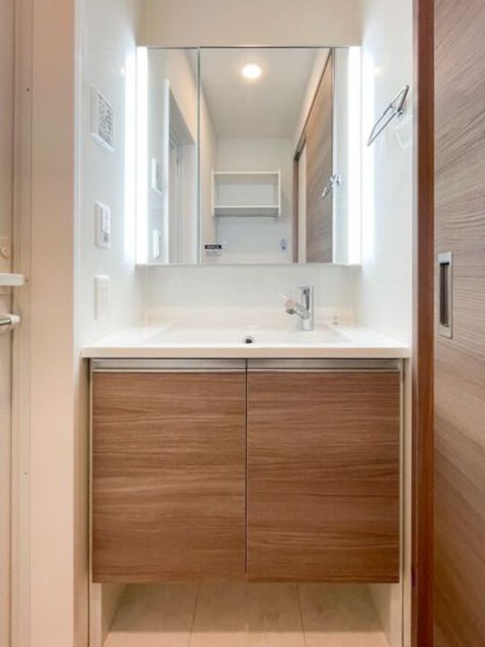 ディーアヴニールのその他画像