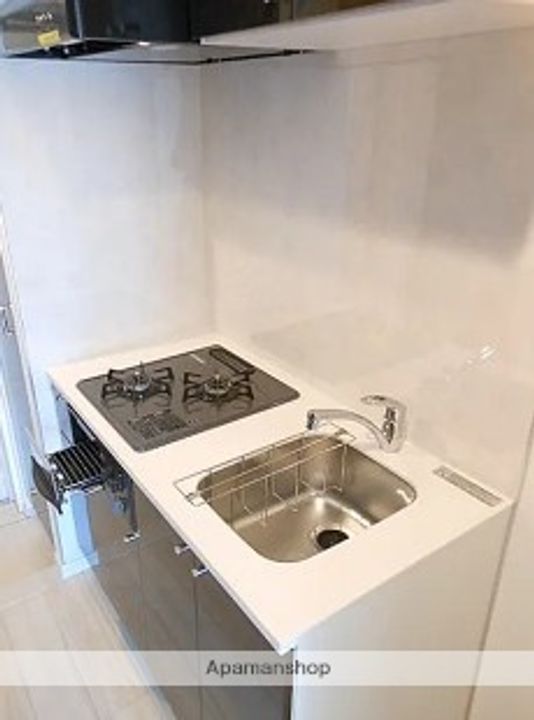 東京都豊島区東池袋2丁目の賃貸マンションのキッチン