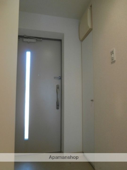 レ シャンブル ヴァレの玄関