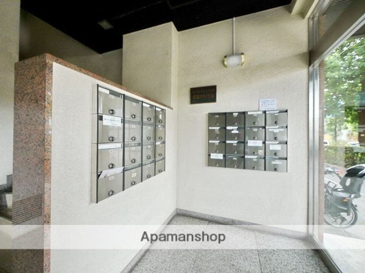 学園スカイマンション202の外観