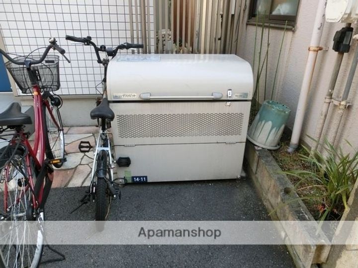 エヴァーライフ202の外観