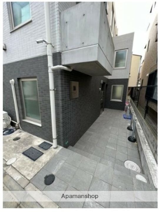 レジデンス中野新橋の外観