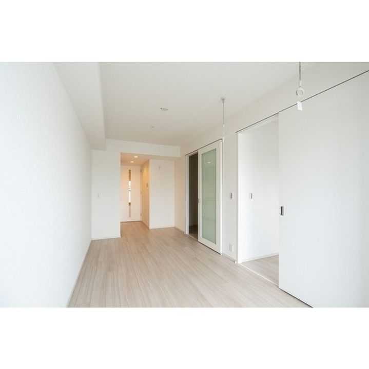 コンフォリア・リヴ東池袋の居間