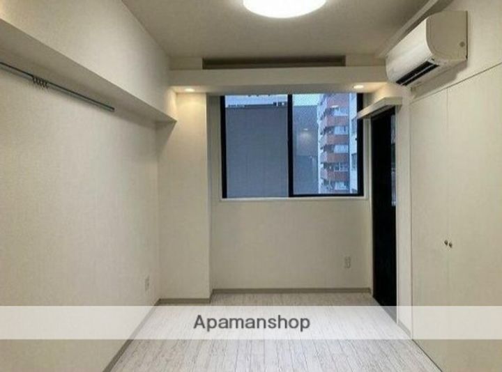 シンシア銀座EASTの居間