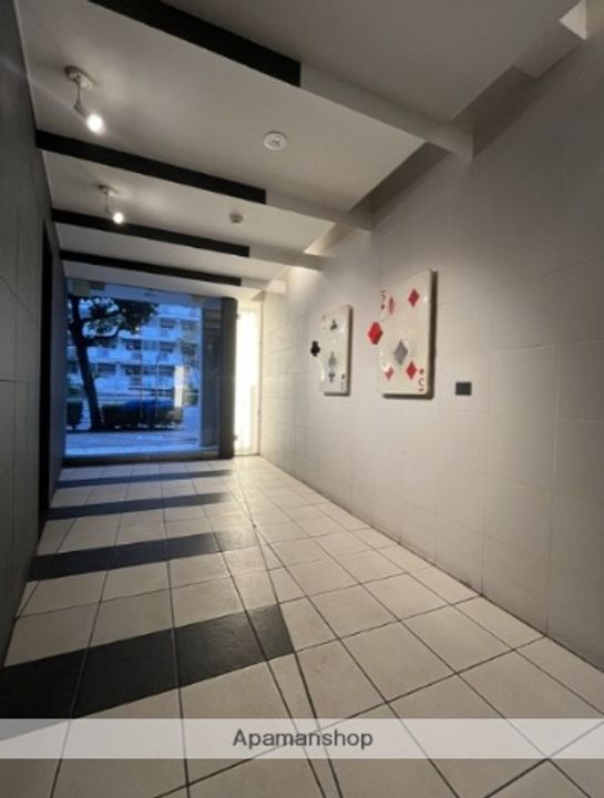 AXAS豊洲アジールコートの外観