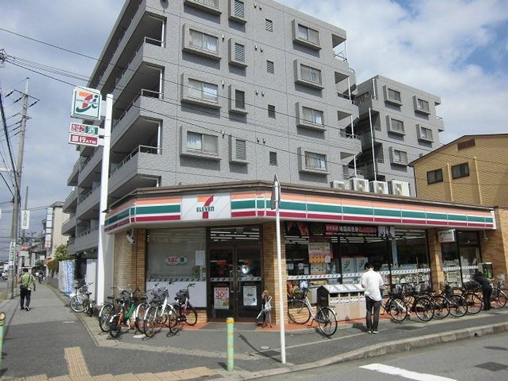 エピナール弐番館の周辺