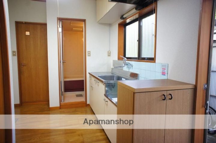 東京都練馬区立野町の賃貸アパートの居間