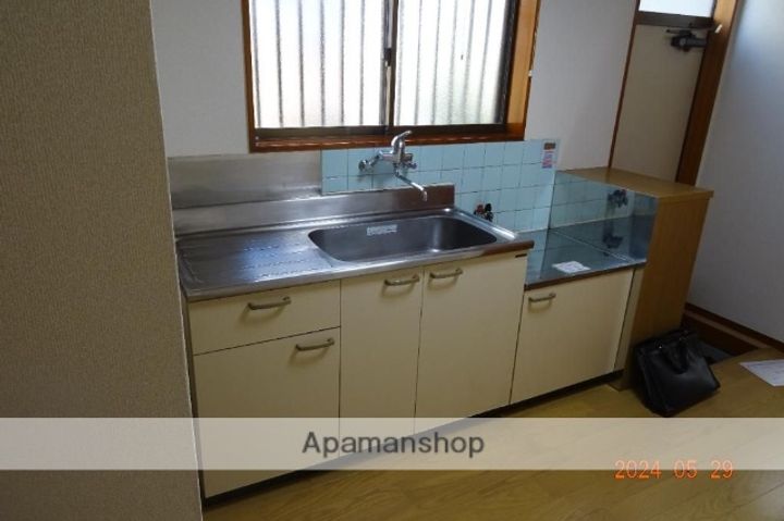 東京都練馬区立野町の賃貸アパートのキッチン