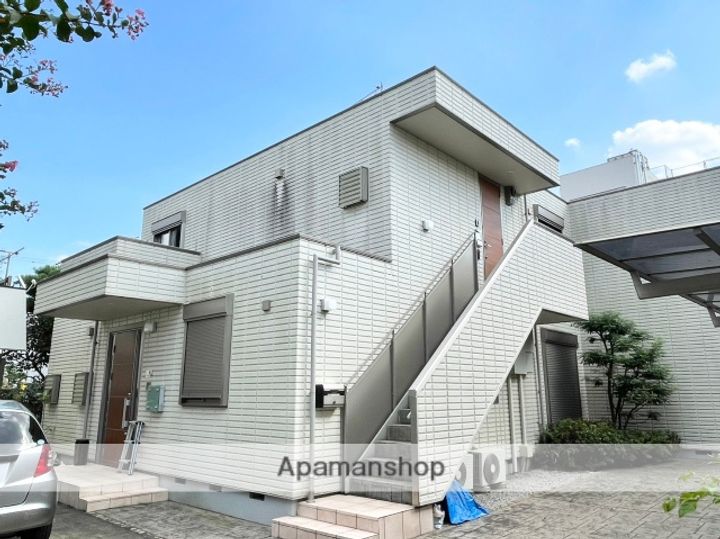 ファミールメゾン井の頭102の外観