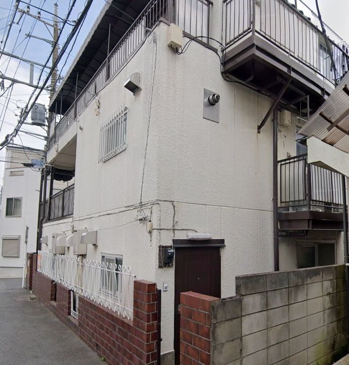 東京都小金井市本町1丁目の賃貸マンションの外観