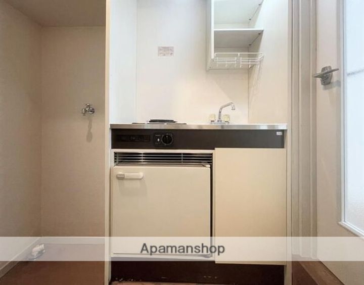 東京都武蔵野市吉祥寺本町4丁目の賃貸アパートのキッチン