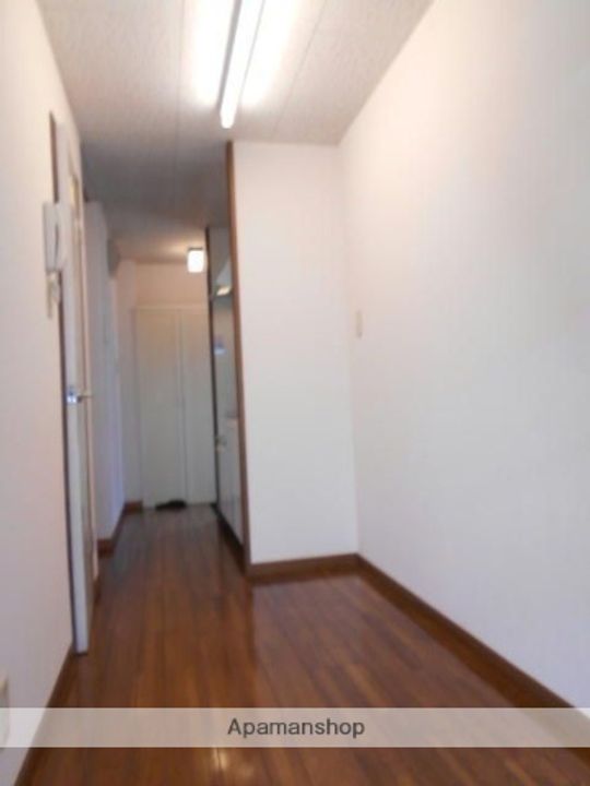 東京都武蔵野市吉祥寺本町4丁目の賃貸アパートの玄関