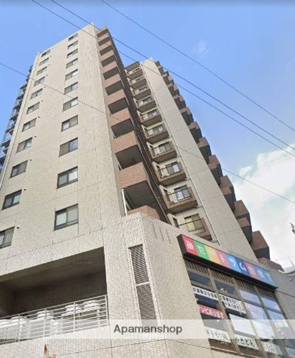 東京都三鷹市下連雀3丁目の賃貸マンションの外観