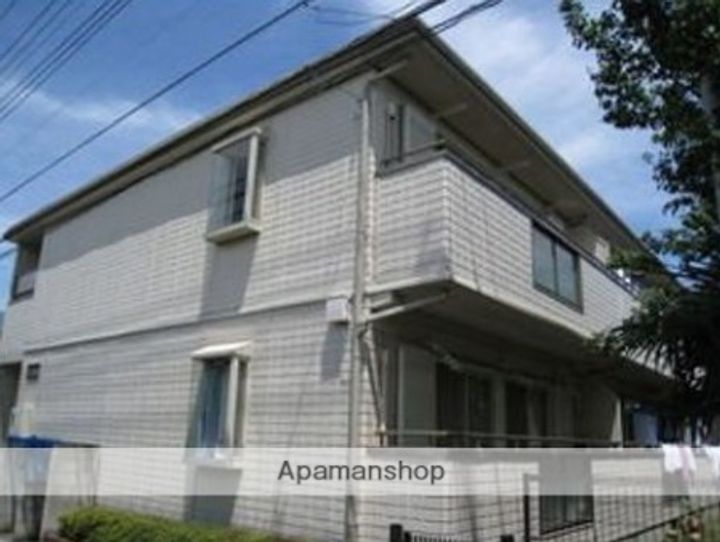 東京都三鷹市上連雀9丁目の賃貸アパートの外観