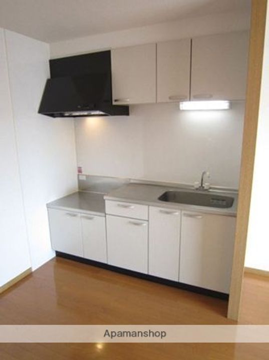 東京都三鷹市中原2丁目の賃貸マンションのキッチン