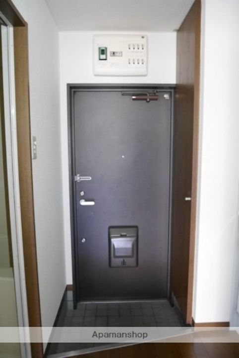 東京都杉並区永福1丁目の賃貸マンションの玄関