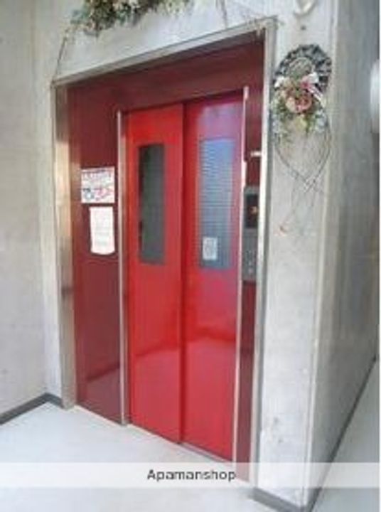 東京都西東京市富士町3丁目の賃貸マンションの外観