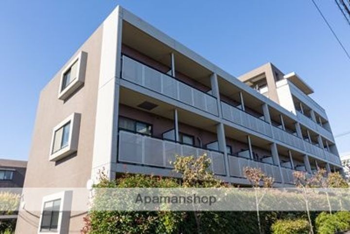 東京都武蔵野市境4丁目の賃貸マンションの外観