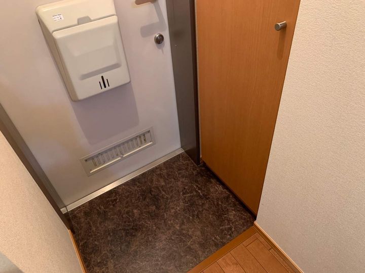 セレーノ吉祥寺302の玄関