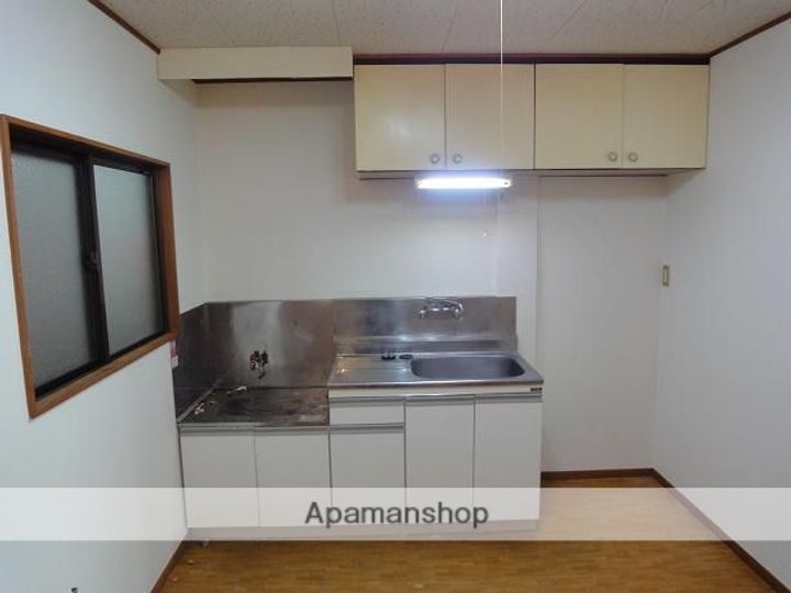 東京都三鷹市井口1丁目の賃貸マンションのキッチン