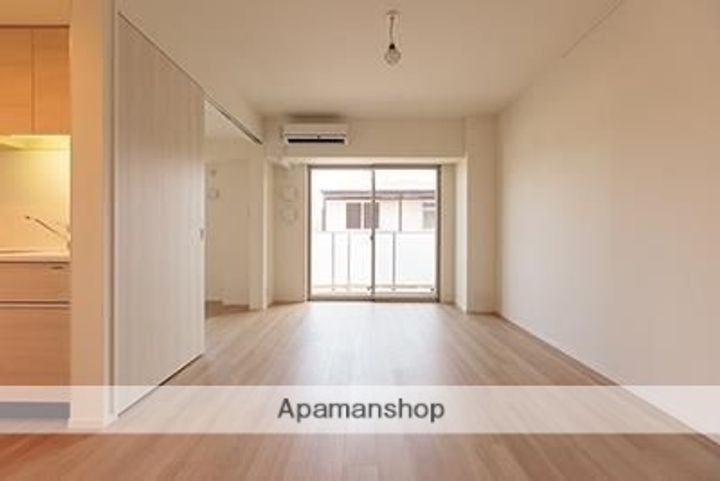 東京都杉並区永福4丁目の賃貸マンションの居間