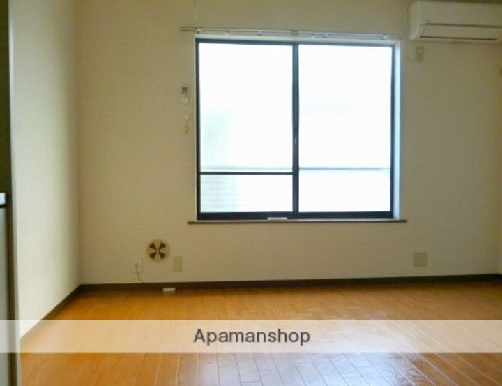 東京都武蔵野市吉祥寺南町4丁目の賃貸アパートの居間