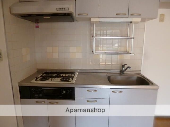 東京都三鷹市新川6丁目の賃貸マンションのキッチン