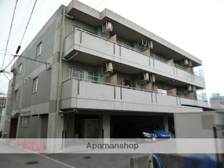 東京都三鷹市新川6丁目の賃貸マンションの外観